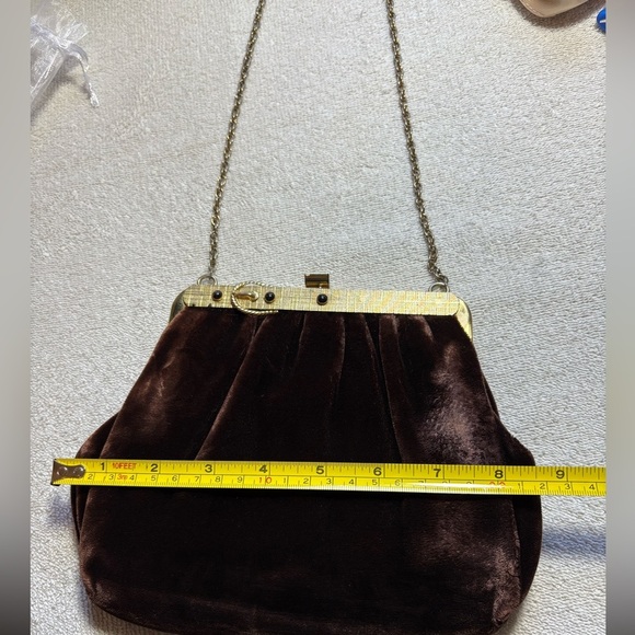 Vintage 1940's Harry Levine Brown Velvet Clutch with Gold Accents - Picture 8 of 10